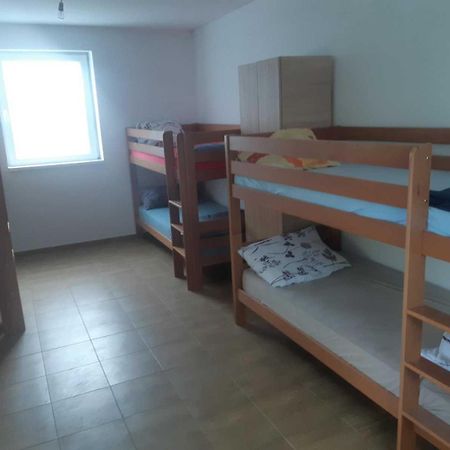 Apartman Novi Sad - Apartment Novi Sad Sremska Kamenica Luaran gambar