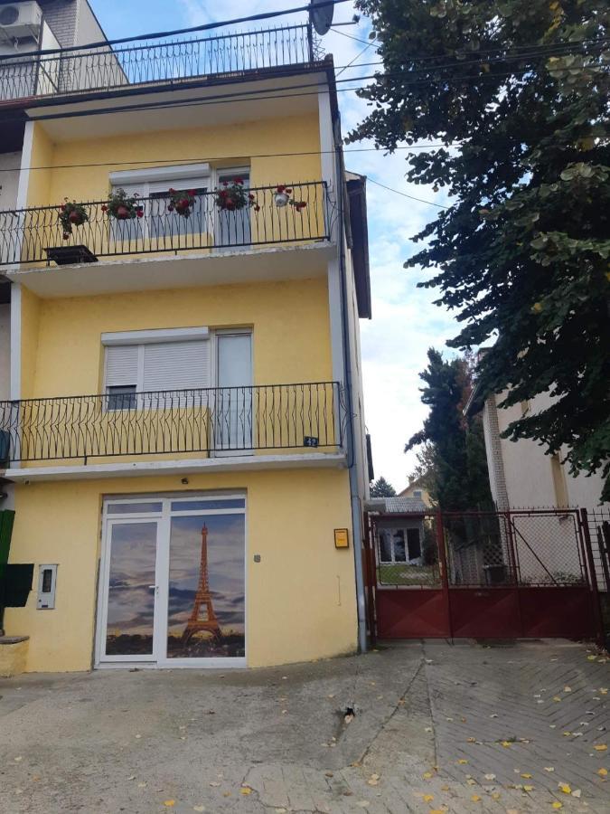 Apartman Novi Sad - Apartment Novi Sad Sremska Kamenica Luaran gambar